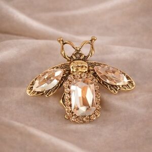 Vintage Champagne  Bee Crystal Brooch